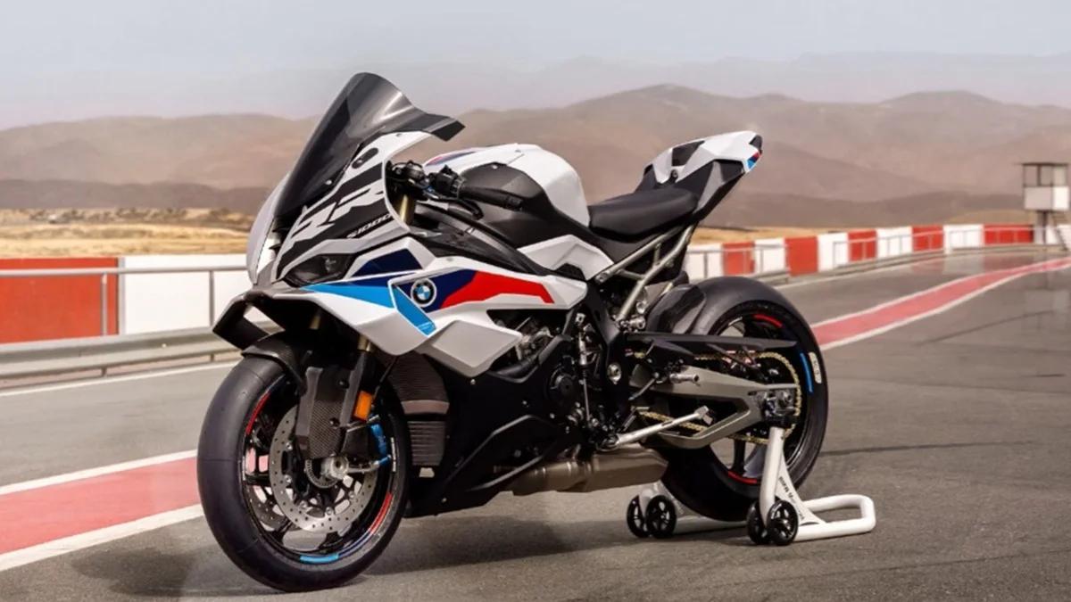 BMW S 1000 RR lidera ranking de buscas por motocicletas esportivas de alta cilindrada
