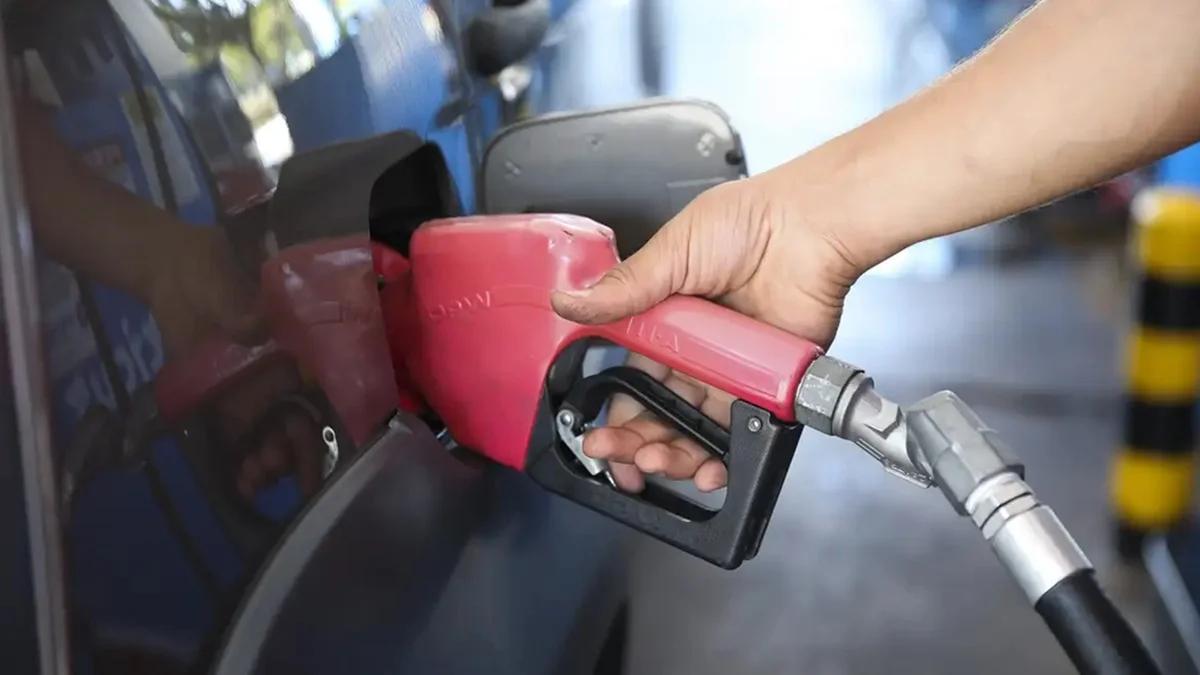 Alta do diesel eleva preço médio para sete reais e vinte centavos em outubro